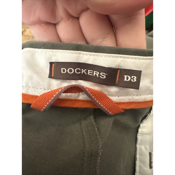 Dockers Men’s 38x34 Olive Green Chino Pants Straight Leg Casual - Picture 11 of 13